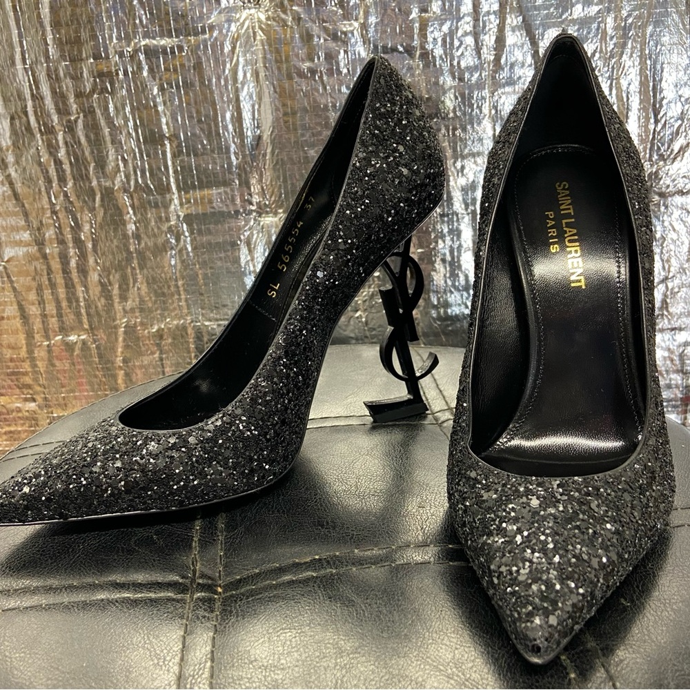 Saint Laurent YSL Logo Opyum Blk Glitter Pump Heels  Womens Size 37 EU 6.5 US